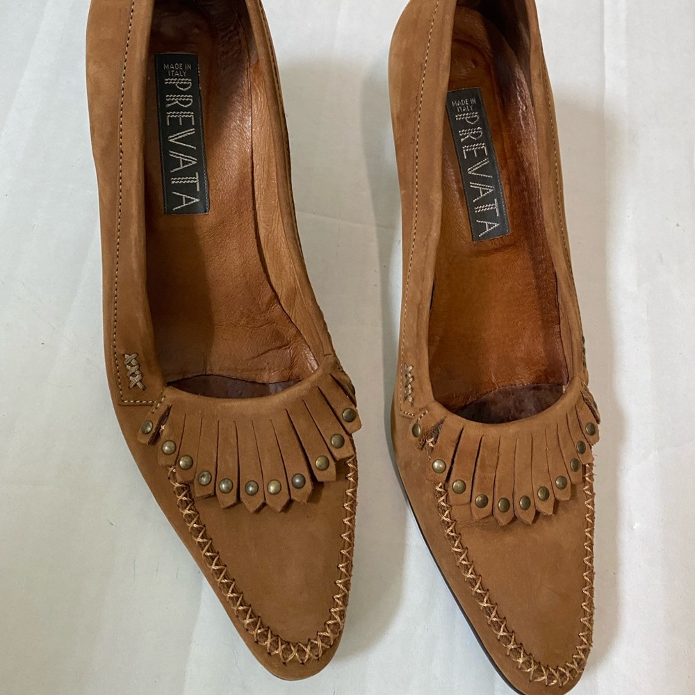 Women’s Prevata Moccasin Heel SZ 8